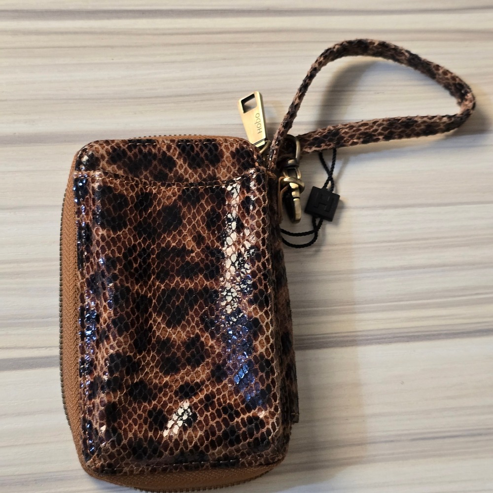 Hobo International Wristlet Wallet Leopard Print Brown Black
